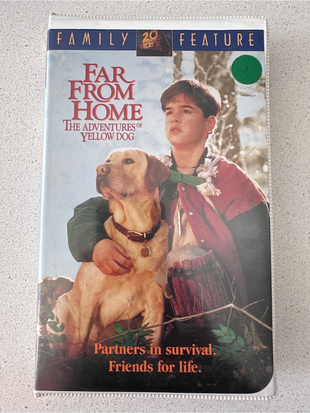 Far From Home The Adventures of Yellow Dog VHS